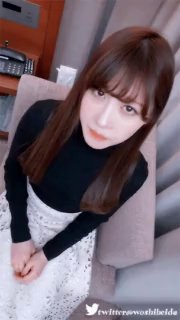 《坐在老师的棒棒上面写作业》最近中文在线观看...